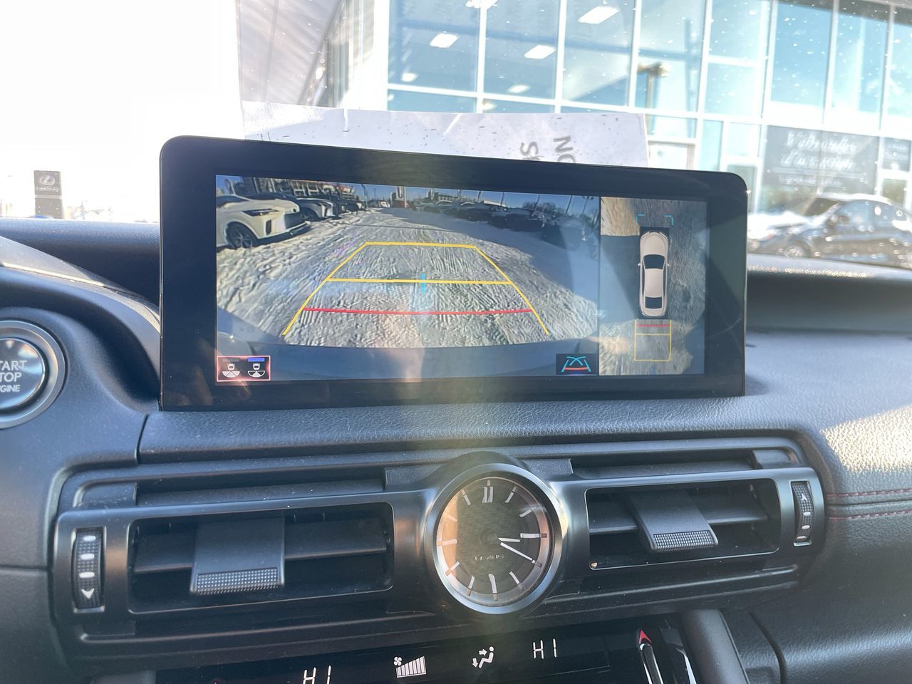 Lexus IS 300  2023 à Laval, Québec