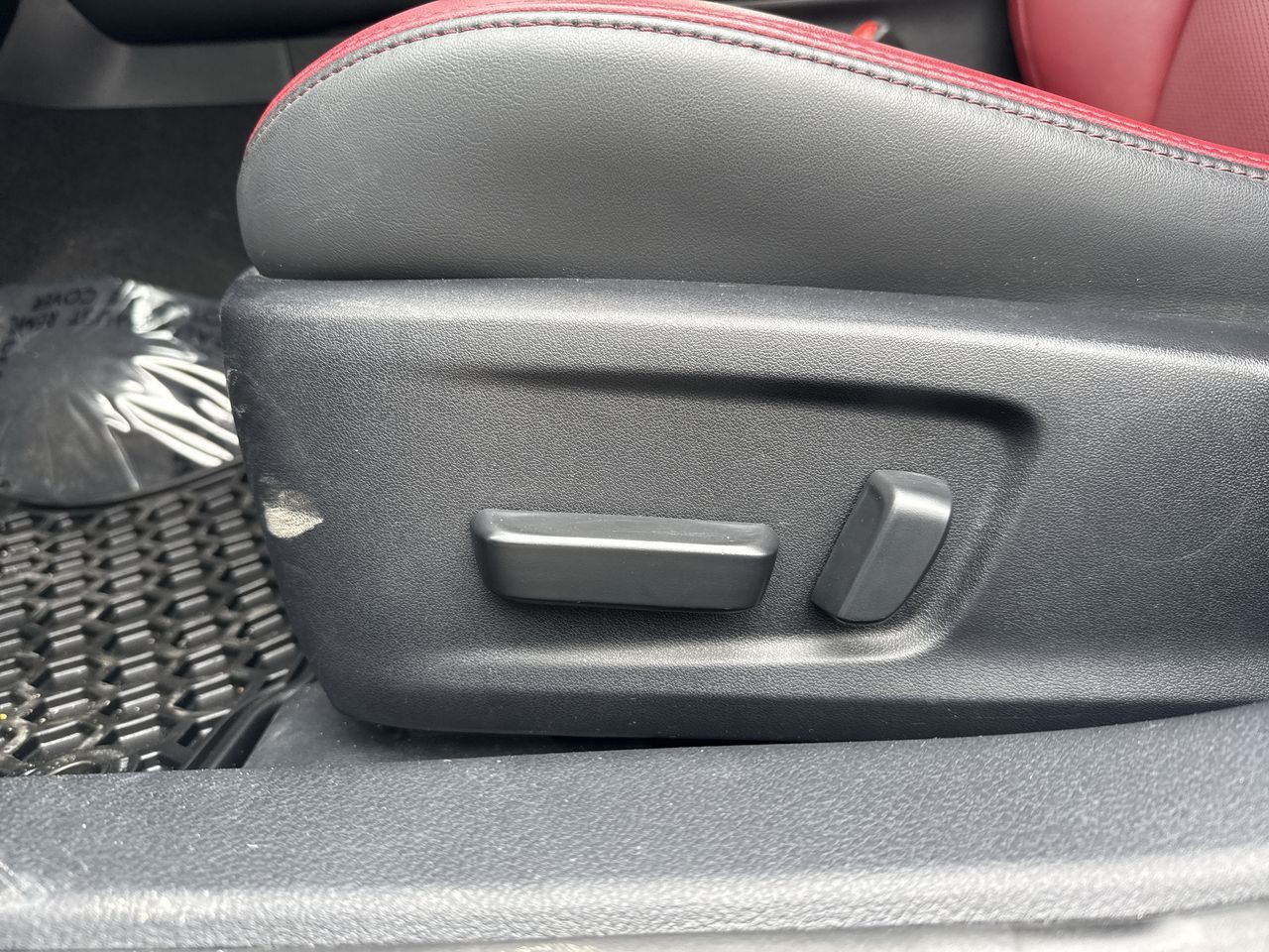 2025 Lexus IS 300 in Laval, Quebec
