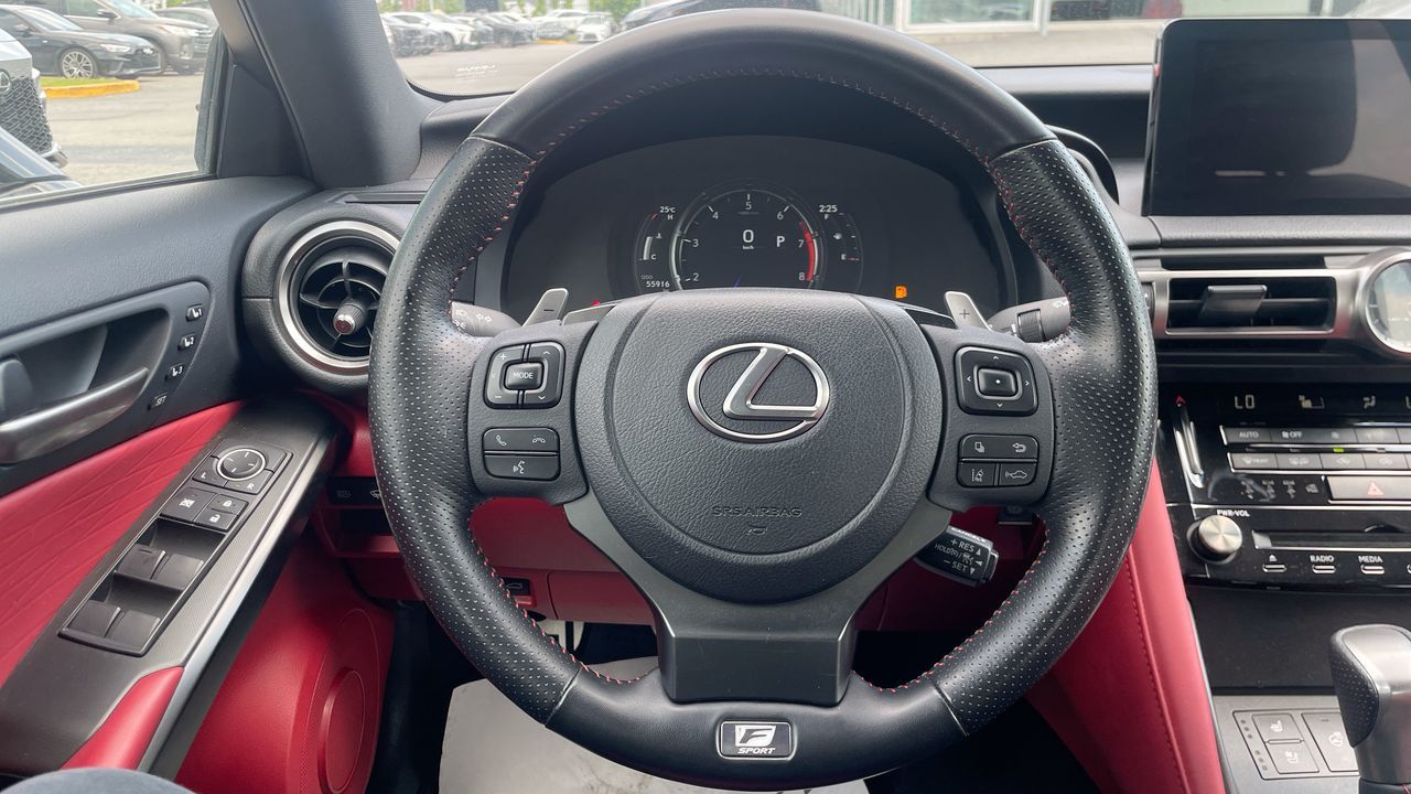 Lexus IS 350  2021 à Laval, Québec