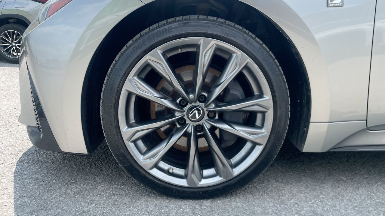 Lexus IS 350  2021 à Laval, Québec