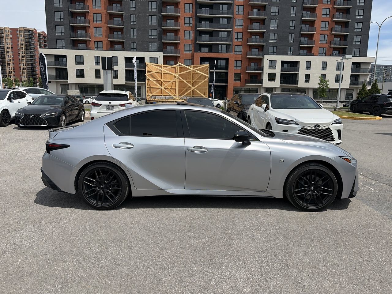 Lexus IS 350  2024