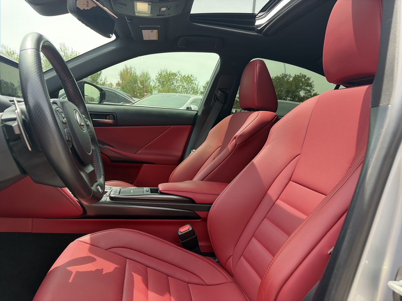 Lexus IS 350  2024