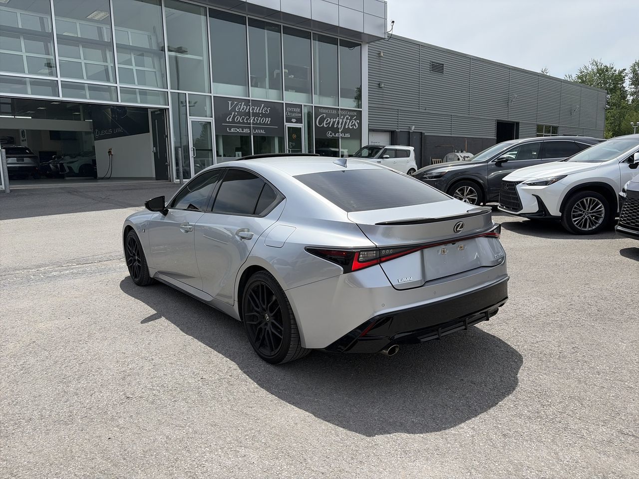 Lexus IS 350  2024