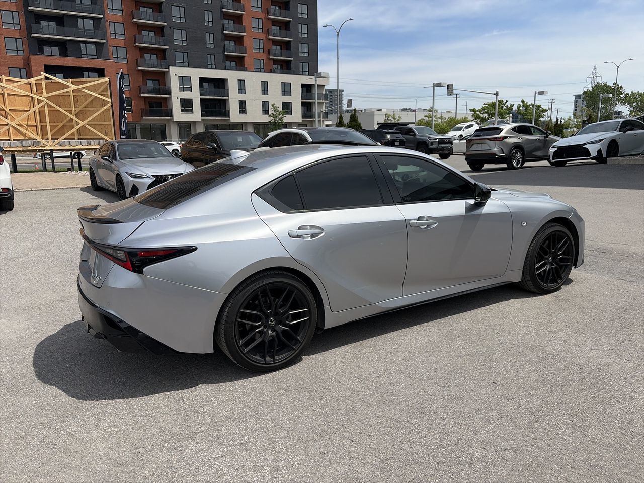 Lexus IS 350  2024