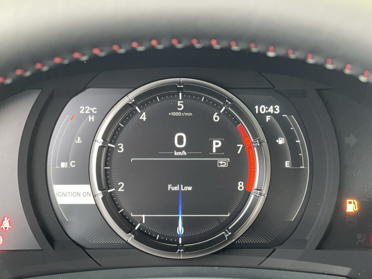 Lexus IS  2023 à Laval, Québec