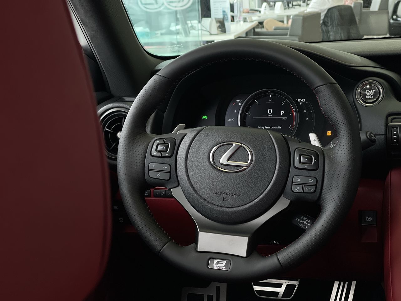Lexus IS  2023 à Laval, Québec