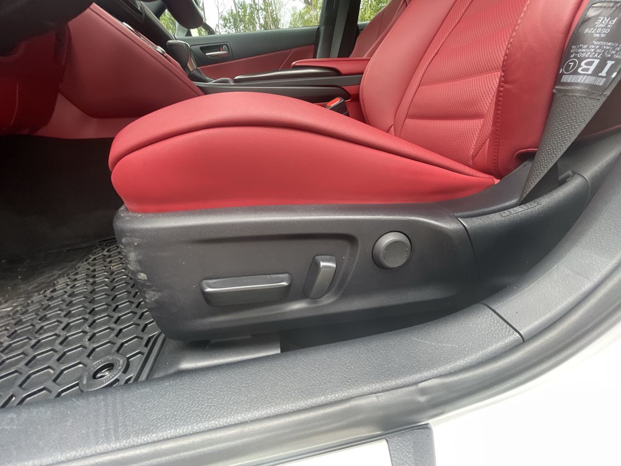 2023 Lexus IS in Laval, Quebec