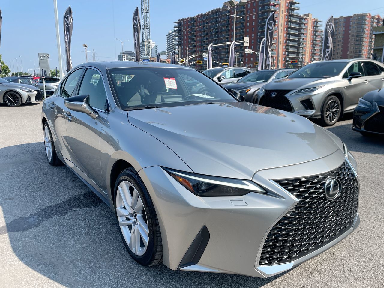 Lexus IS 300  2024
