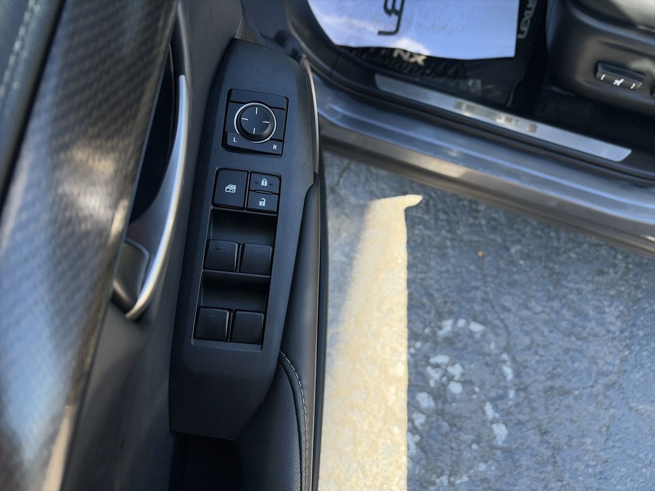 Lexus NX 200t  2017