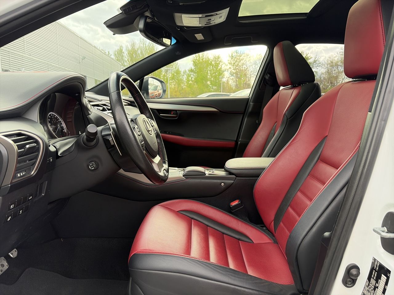 Lexus NX 300  2019