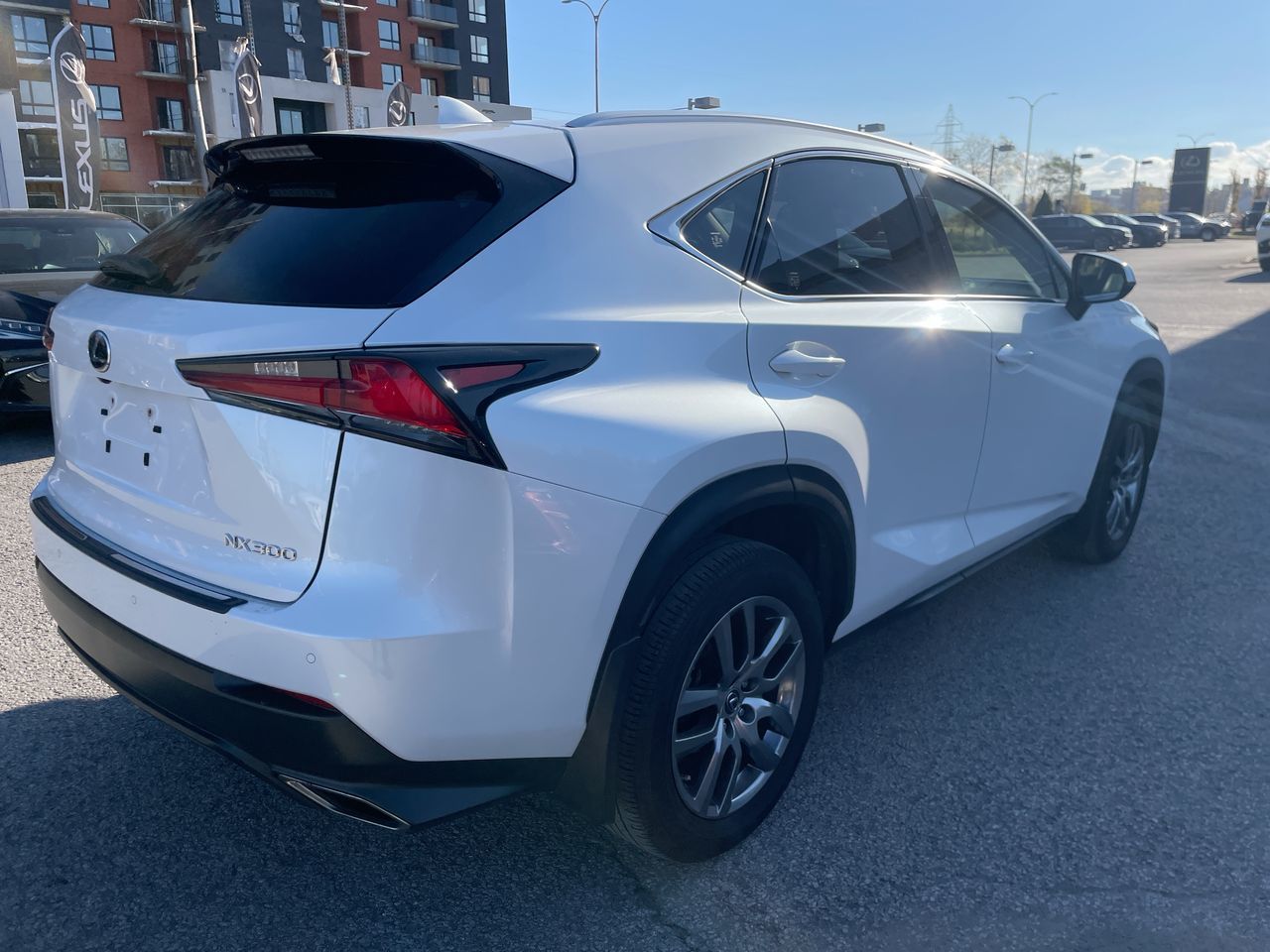 Lexus NX 300  2020