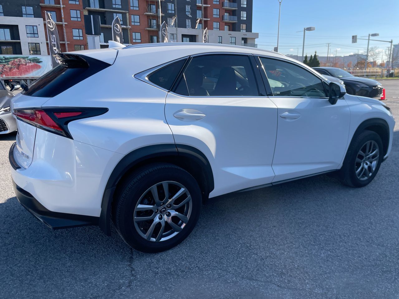 Lexus NX 300  2020