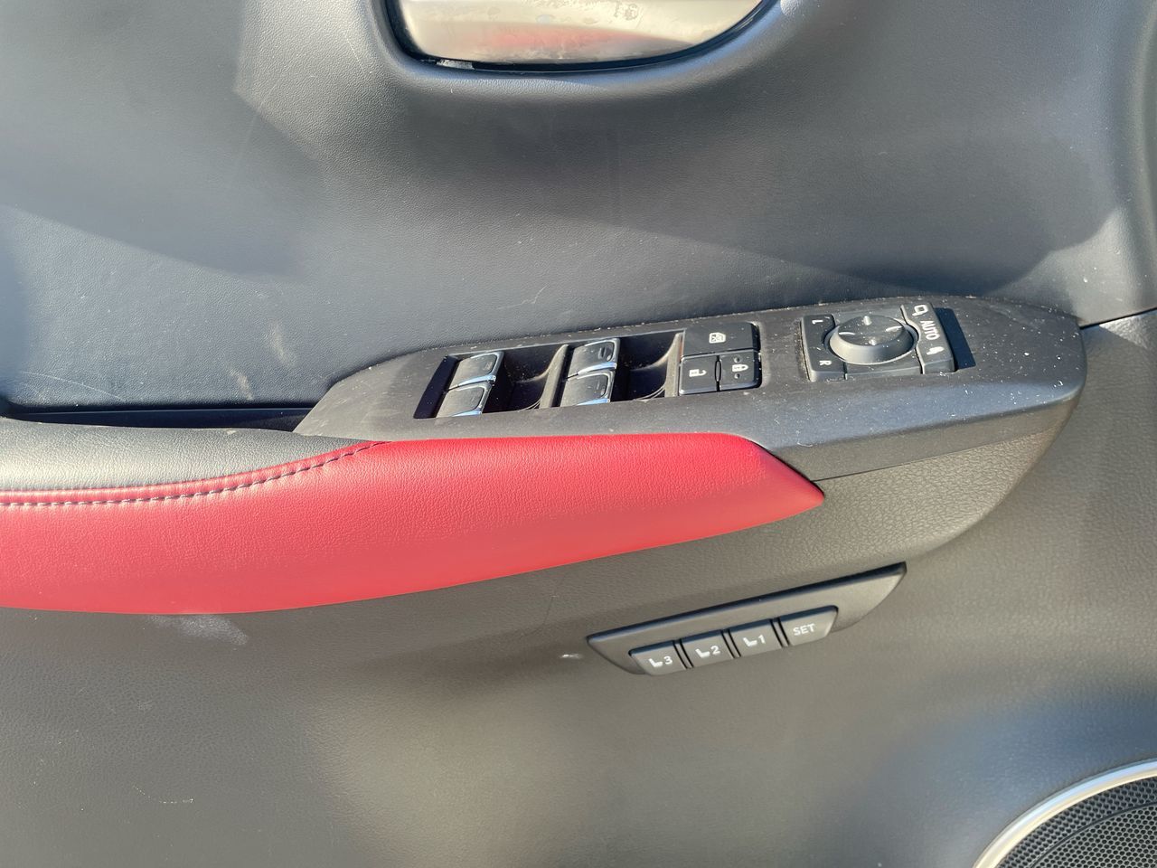 Lexus NX 300  2020