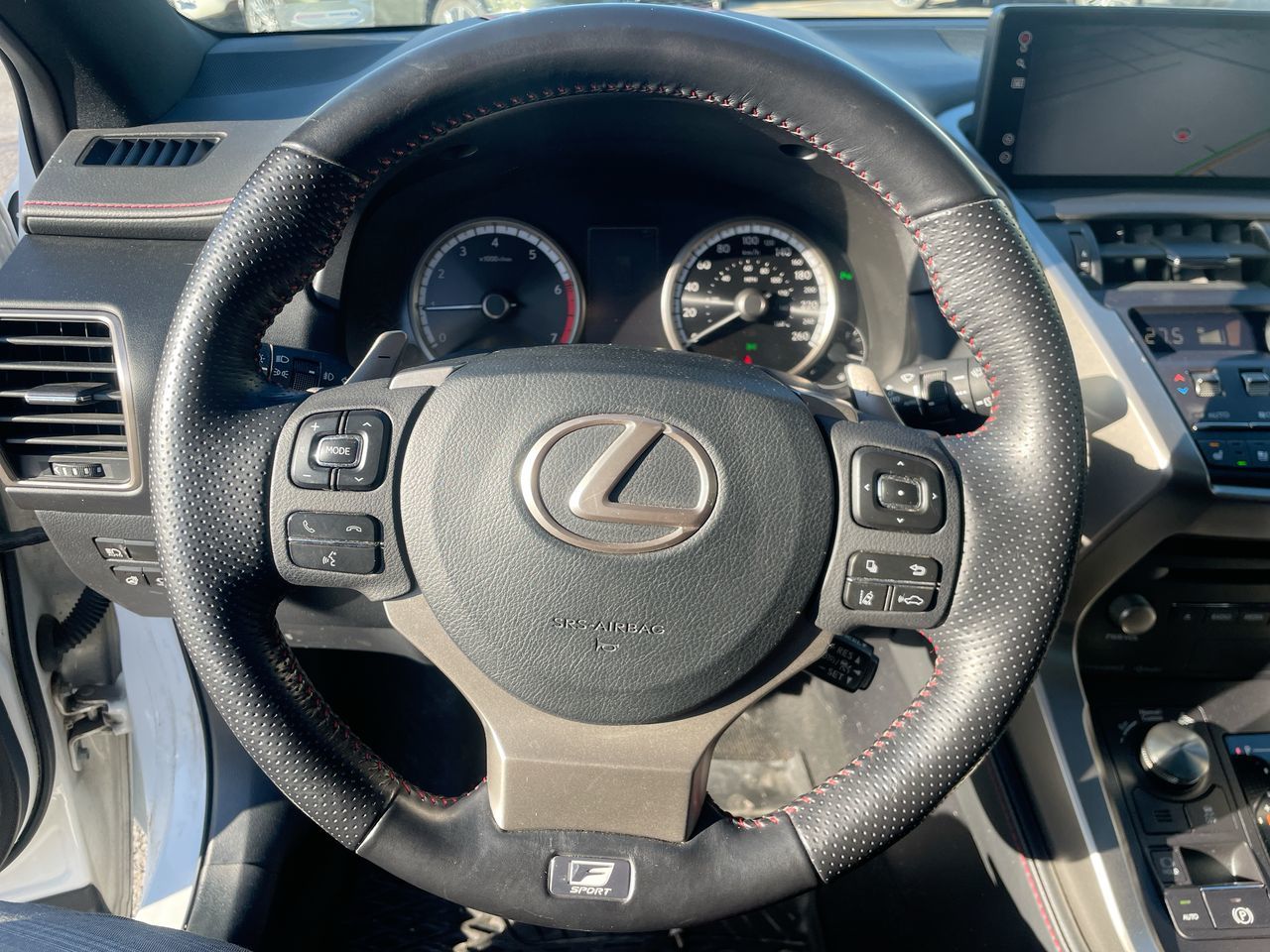 Lexus NX 300  2020