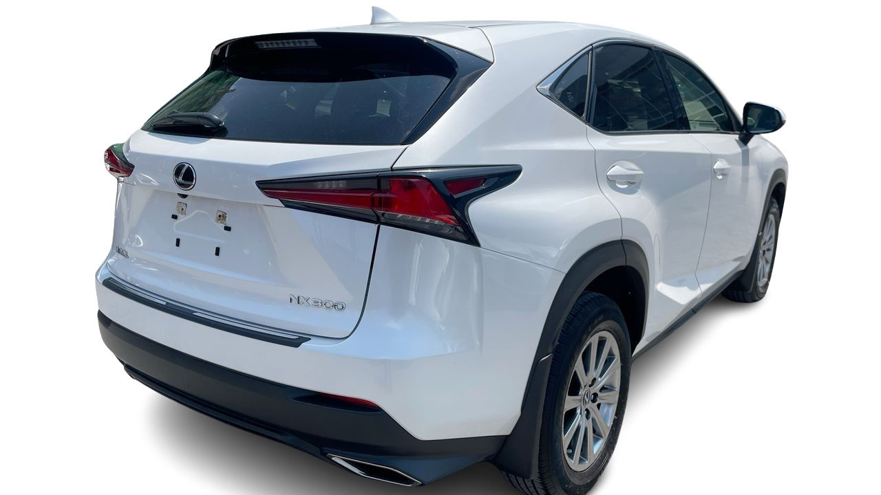 Lexus NX 300  2021 à Laval, Québec