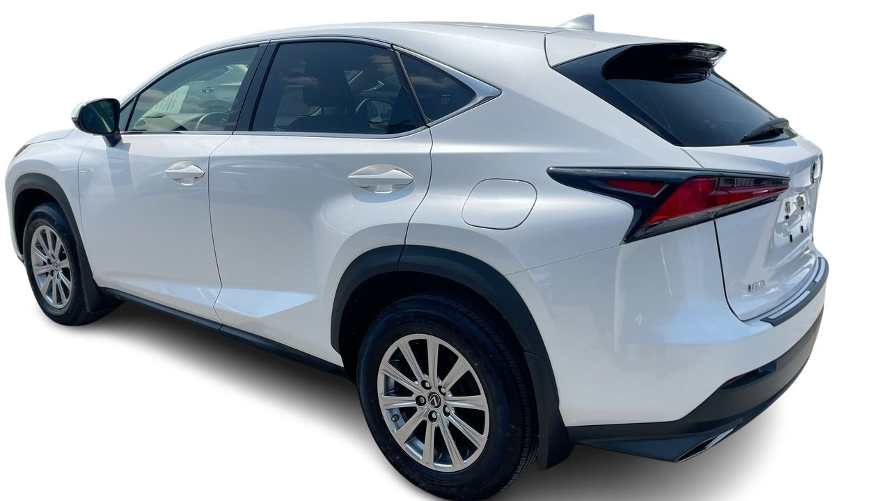 Lexus NX 300  2021 à Laval, Québec