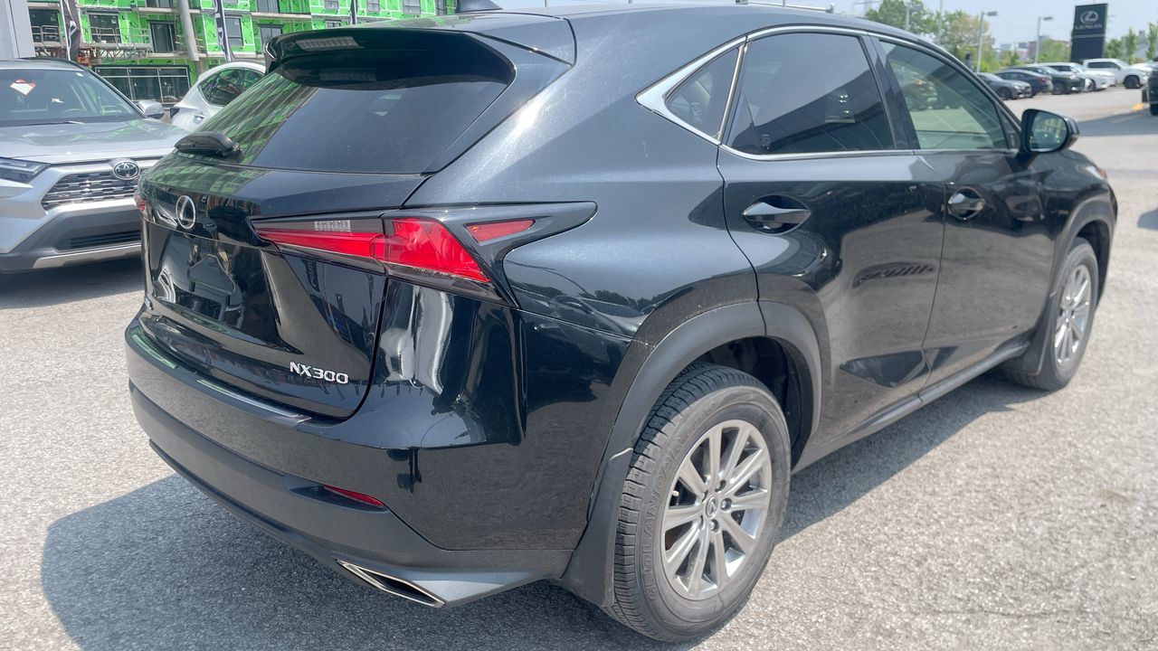Lexus NX 300  2021 à Laval, Québec