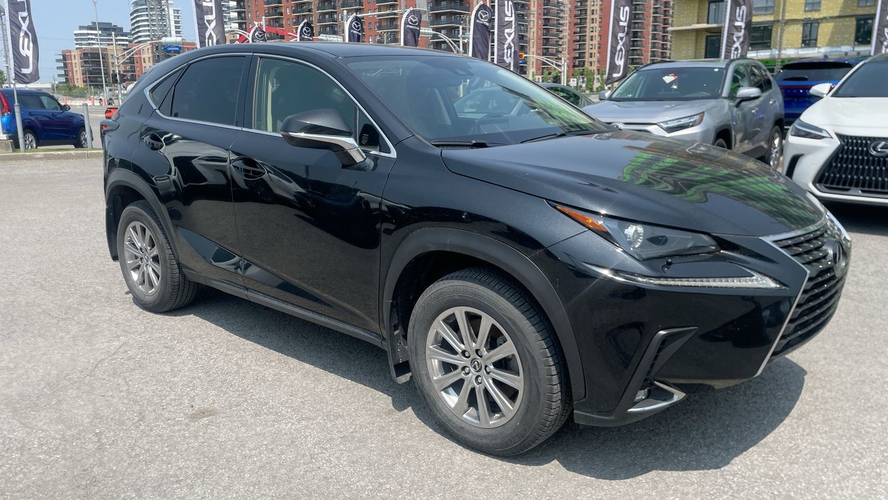 Lexus NX 300  2021 à Laval, Québec