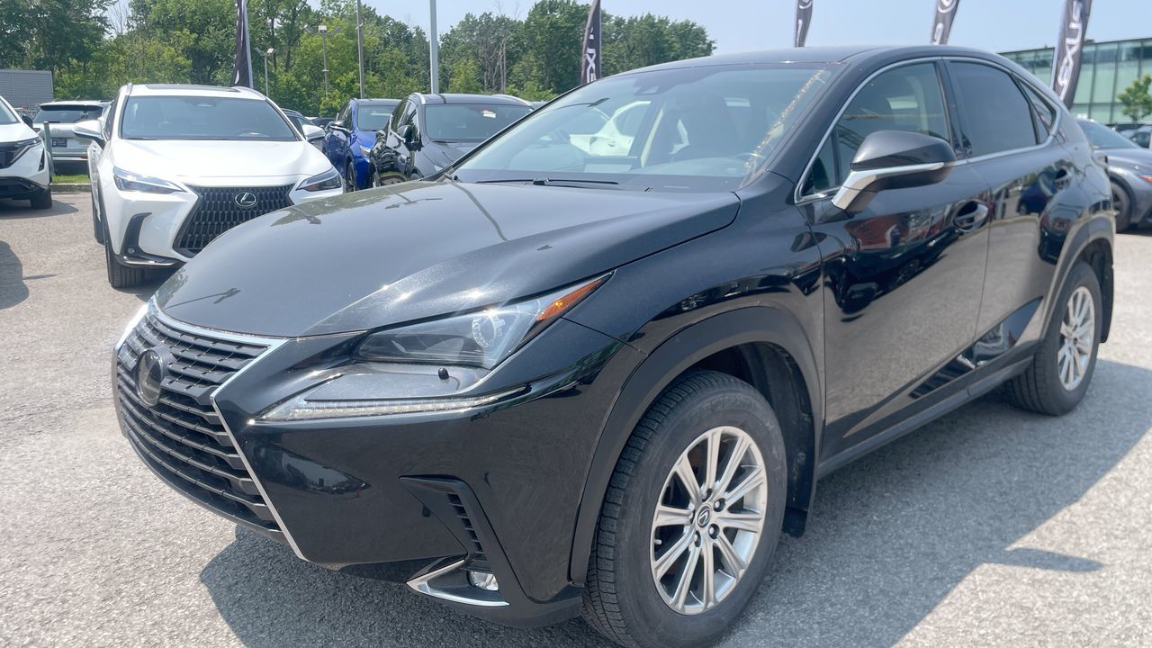 Lexus NX 300  2021 à Laval, Québec