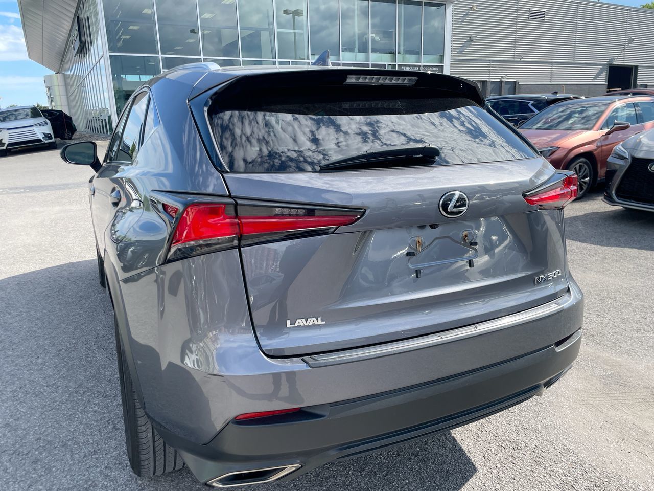 Lexus NX 300  2021 à Laval, Québec