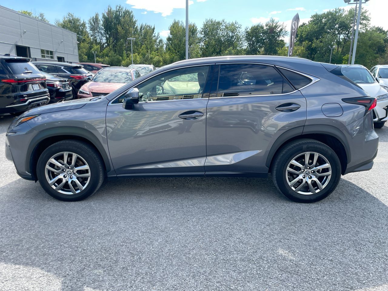 Lexus NX 300  2021 à Laval, Québec