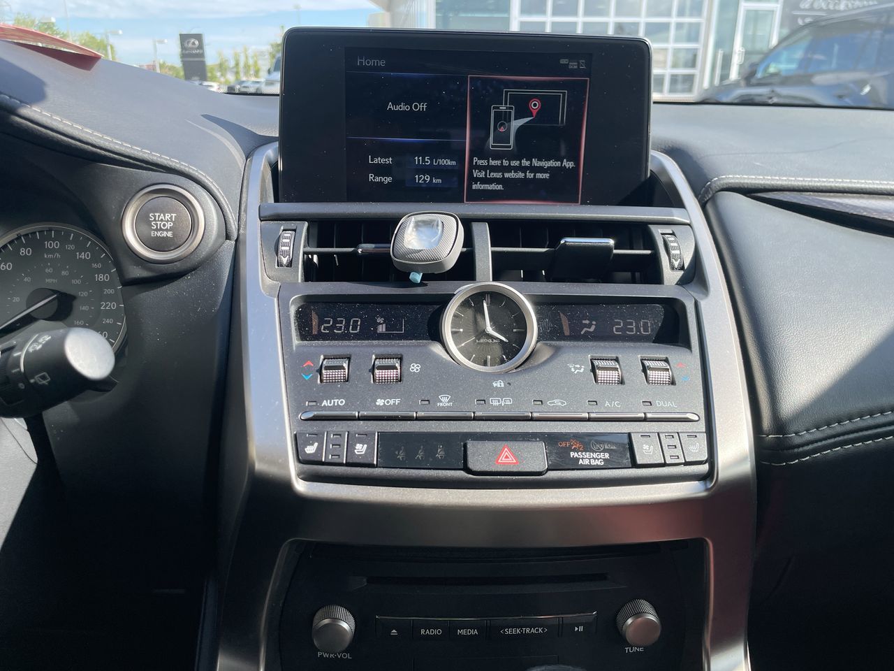 Lexus NX 300  2021 à Laval, Québec