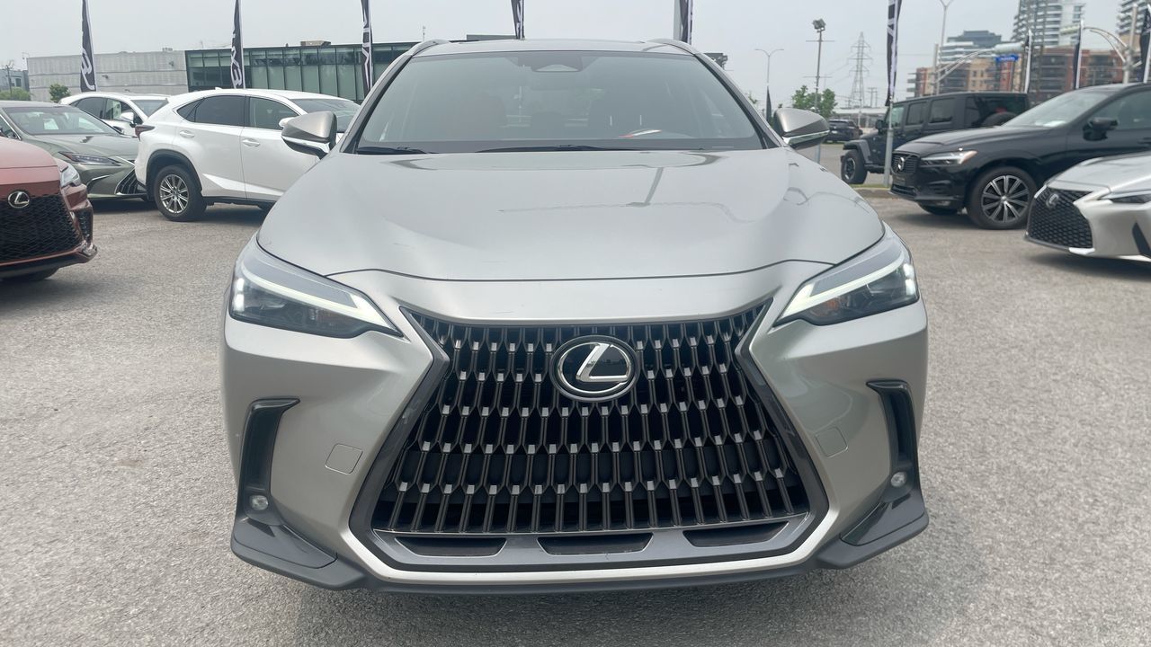 Lexus NX 450h+  2023 à Laval, Québec