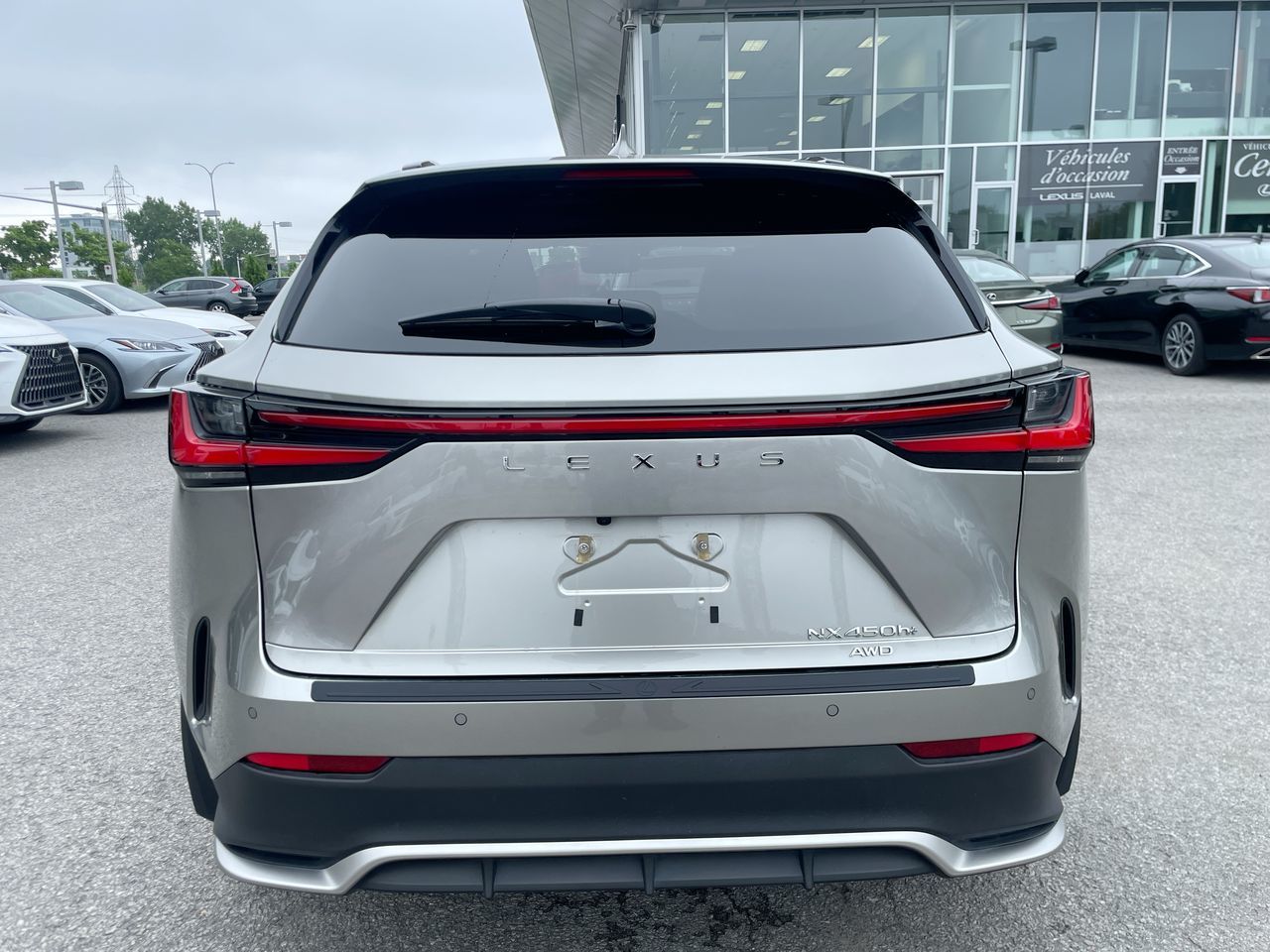 Lexus NX 450h+  2025 à Laval, Québec