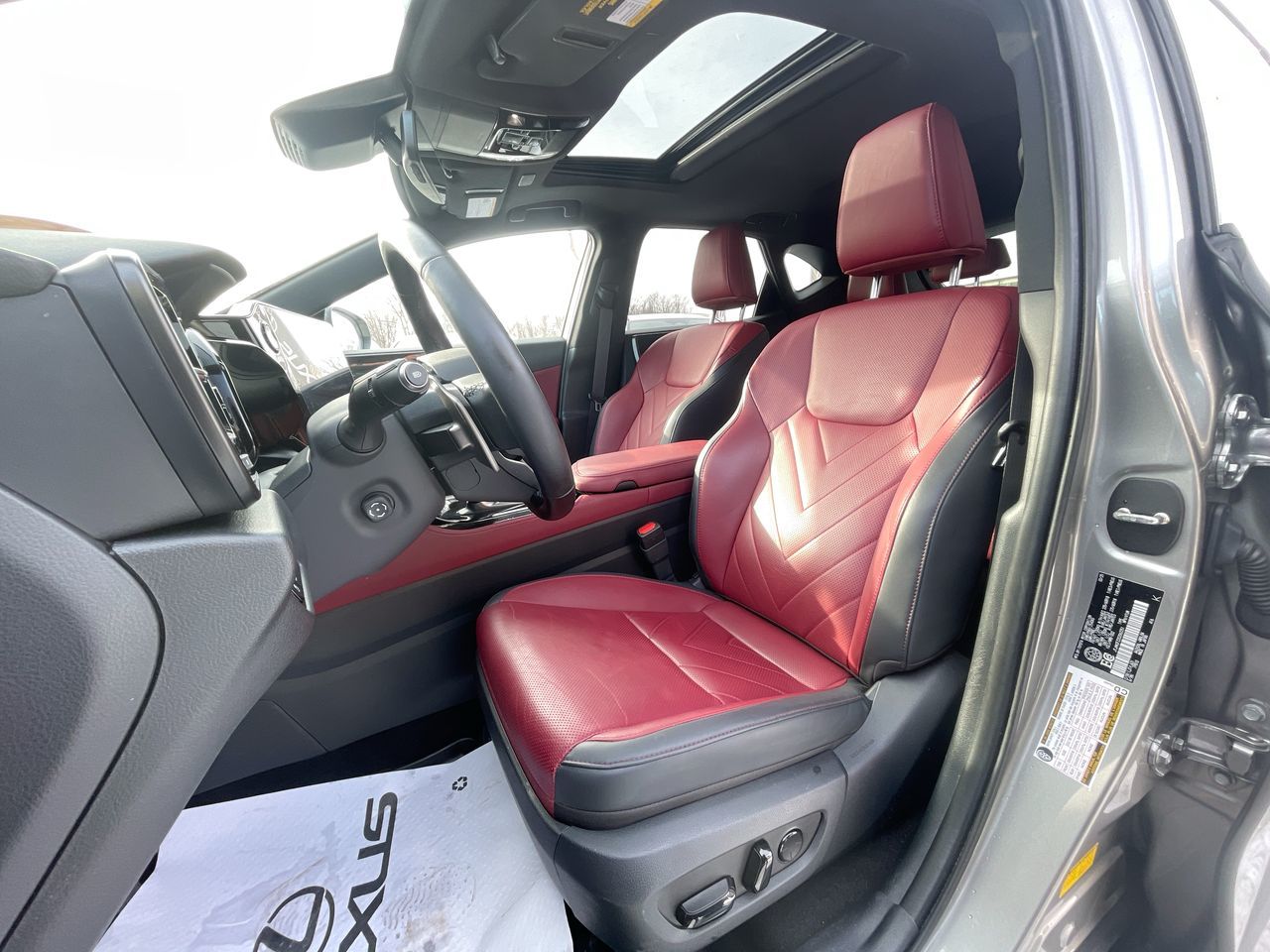 Lexus NX 450h+  2025