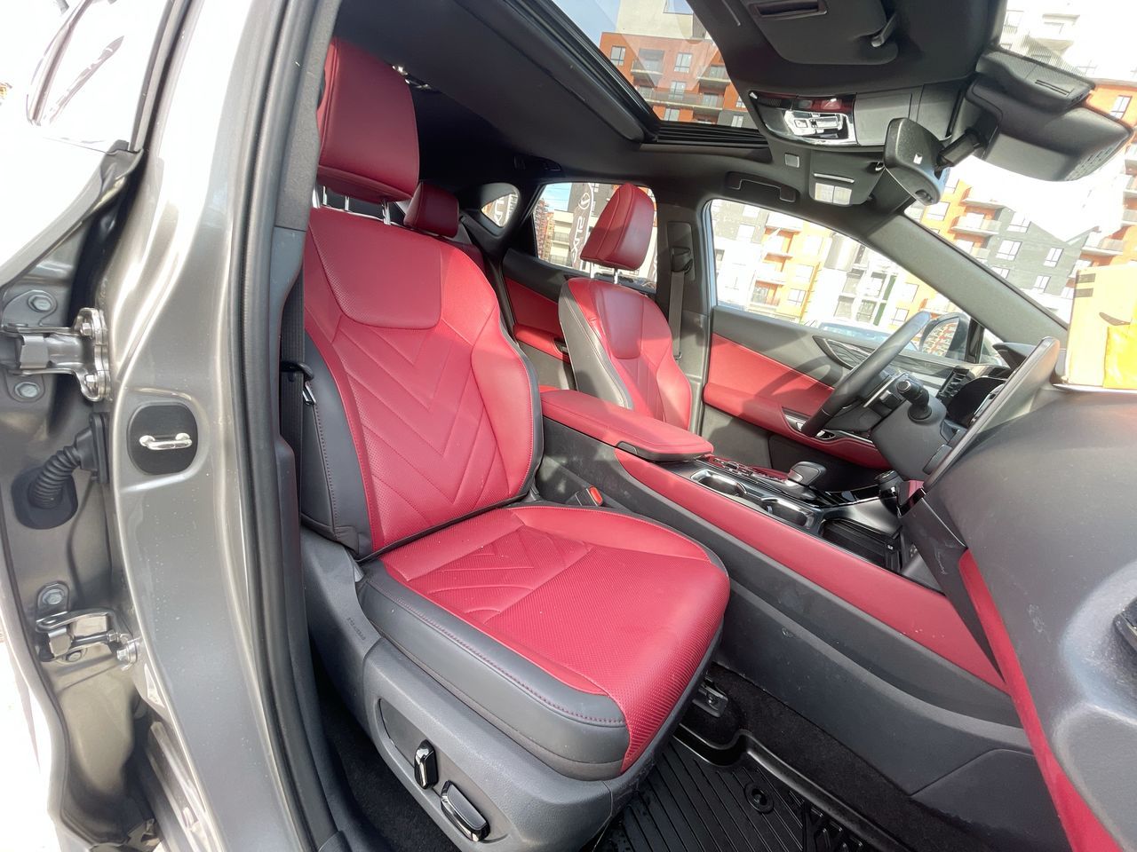 Lexus NX 450h+  2025