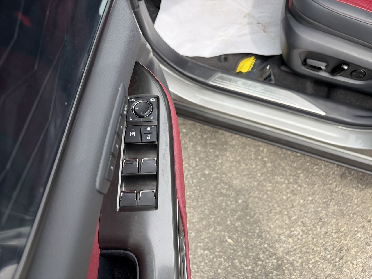 2025 Lexus NX 450h+