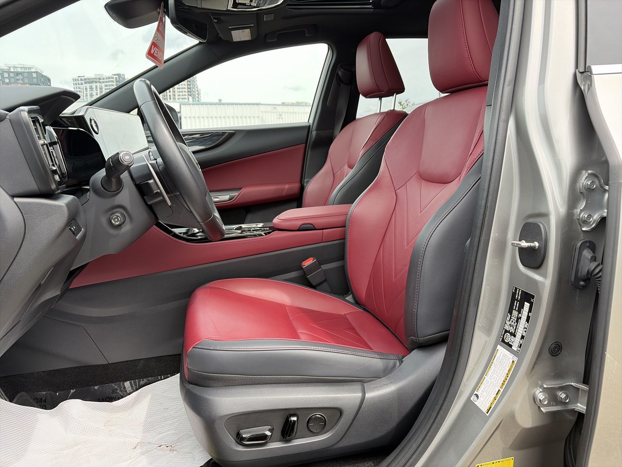2025 Lexus NX 450h+
