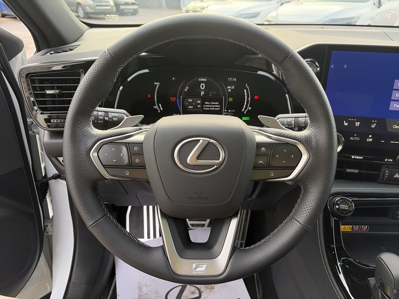 Lexus NX 450h+  2026