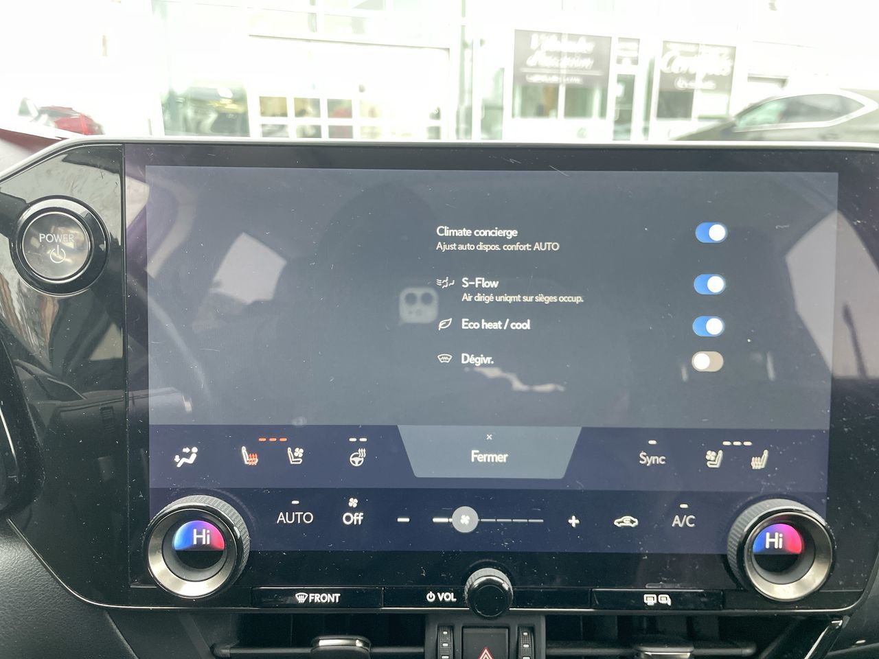 Lexus NX 450h  2023 à Laval, Québec