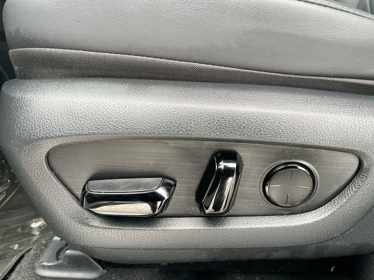 Lexus NX 450h  2023 à Laval, Québec