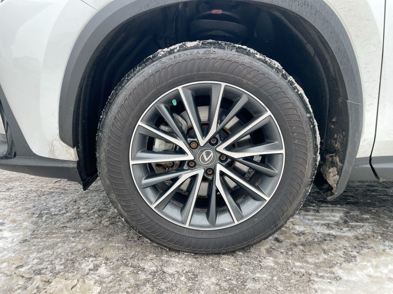 Lexus NX 450h  2023 à Laval, Québec