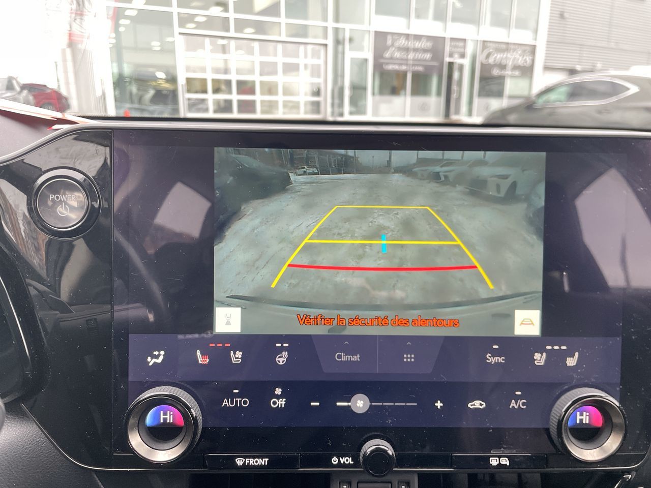 Lexus NX 450h  2023 à Laval, Québec