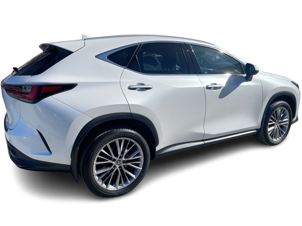 Lexus NX  2022