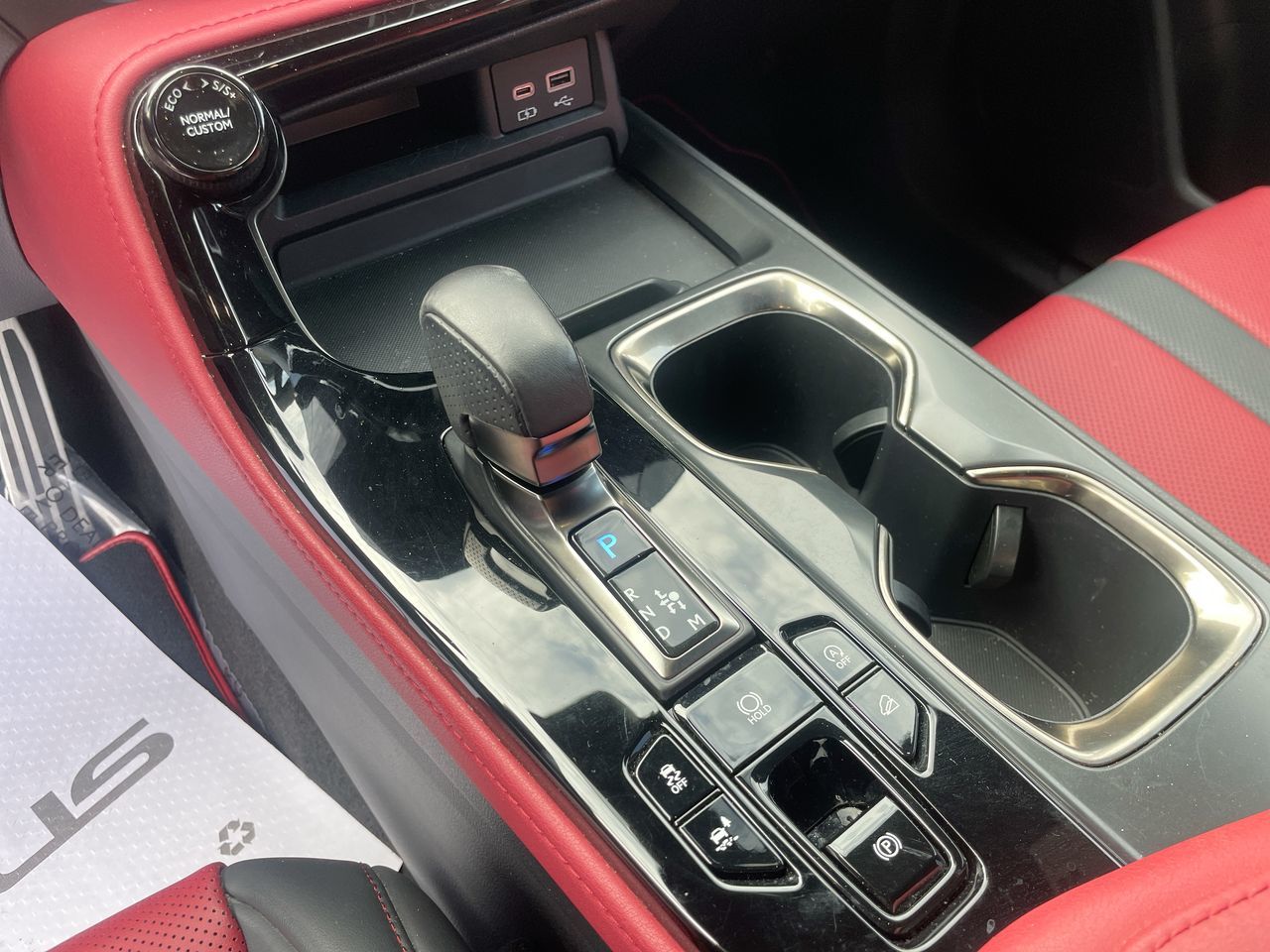 Lexus NX  2022 à Laval, Québec