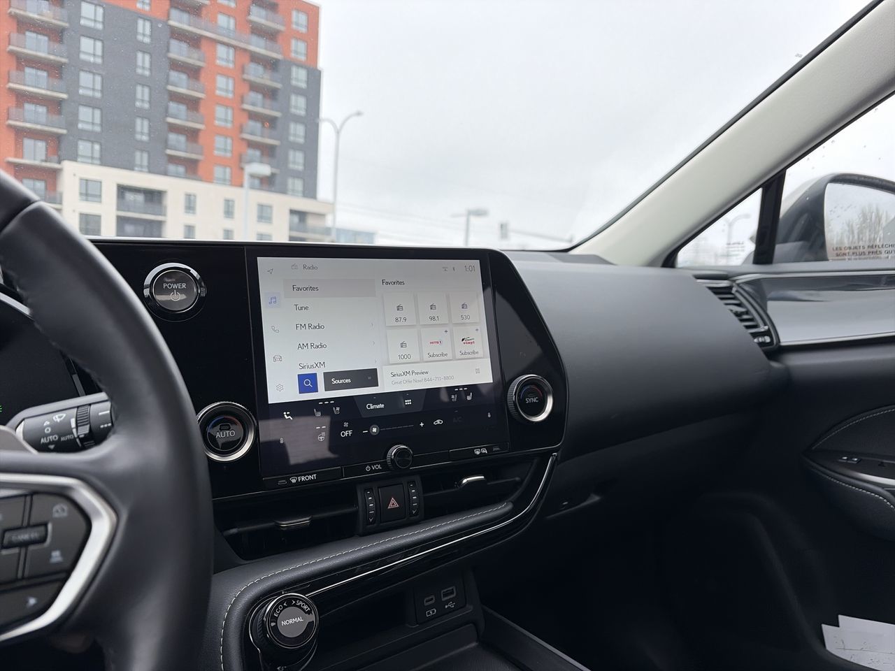 Lexus NX  2022 à Laval, Québec