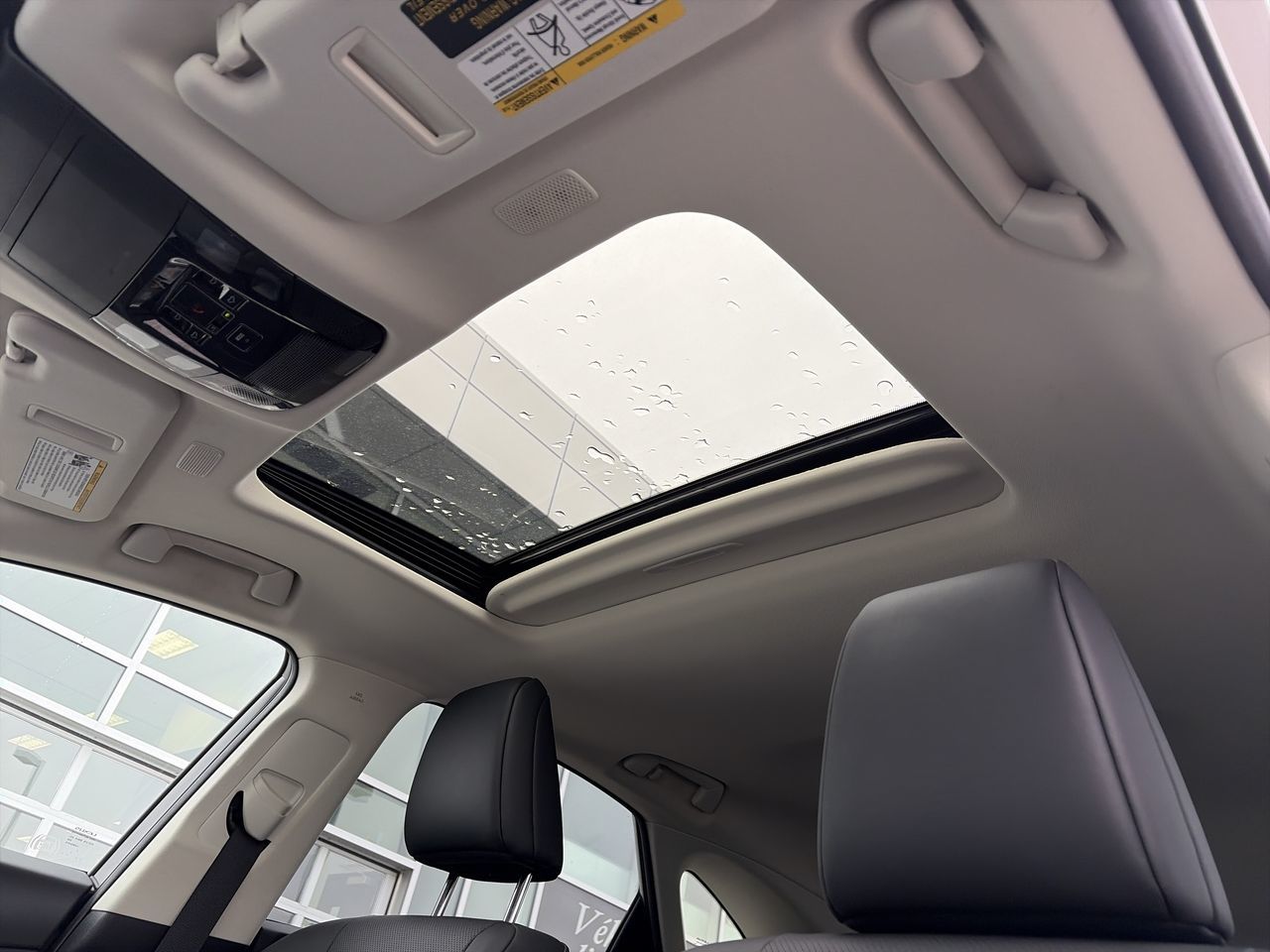 Lexus NX  2022 à Laval, Québec