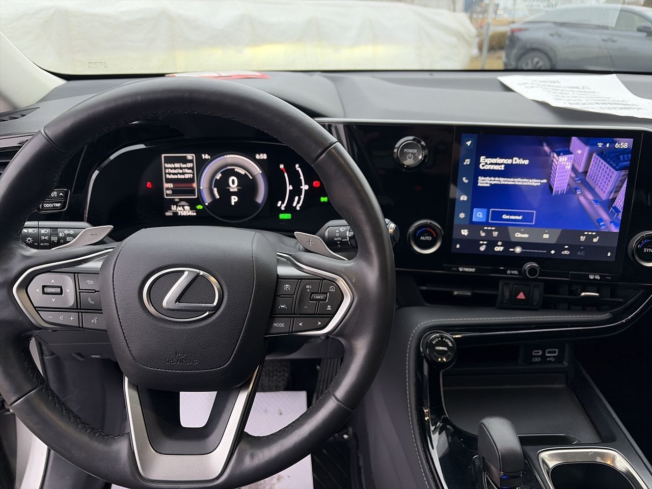 Lexus NX  2022 à Laval, Québec
