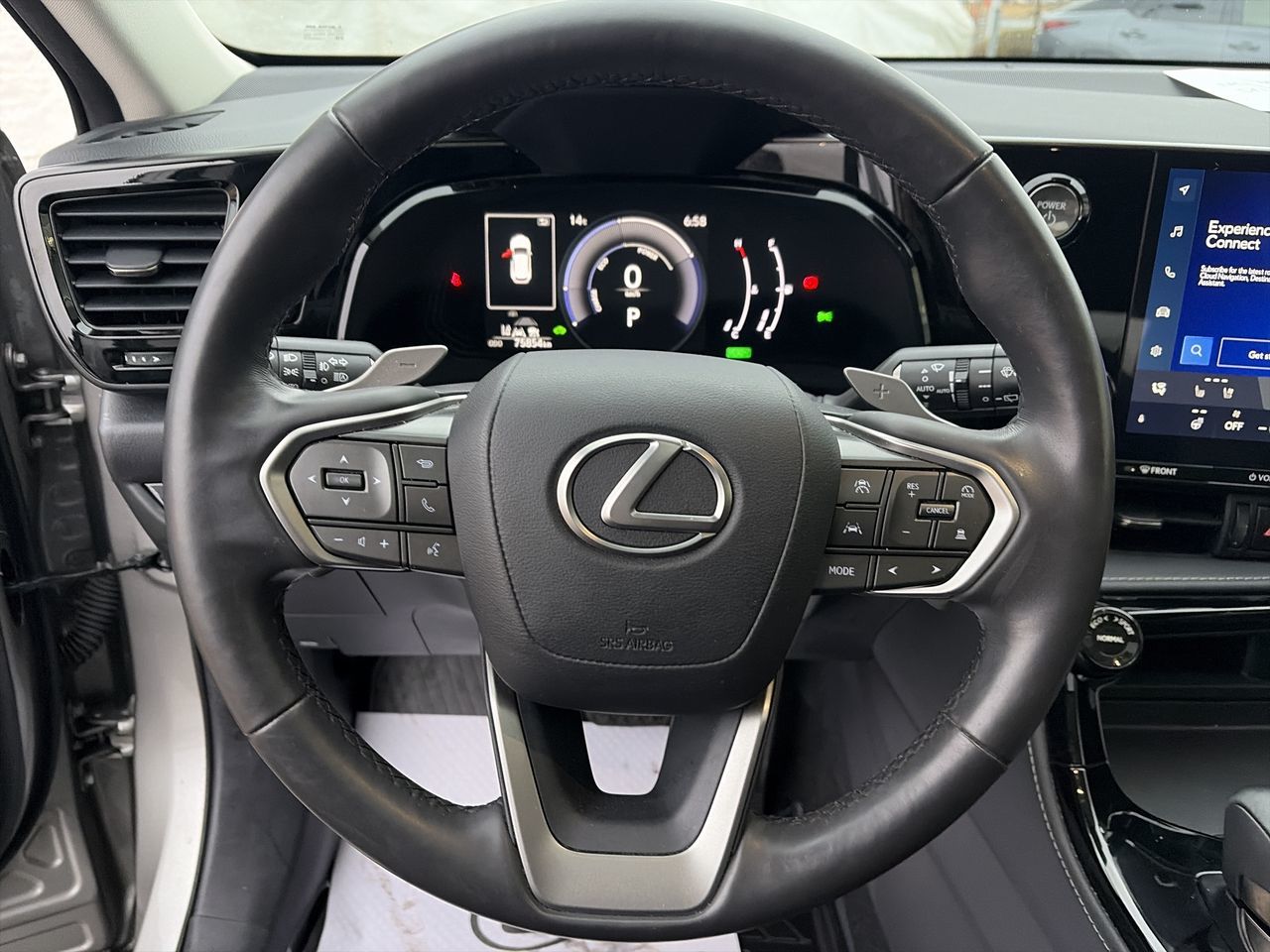 Lexus NX  2022 à Laval, Québec