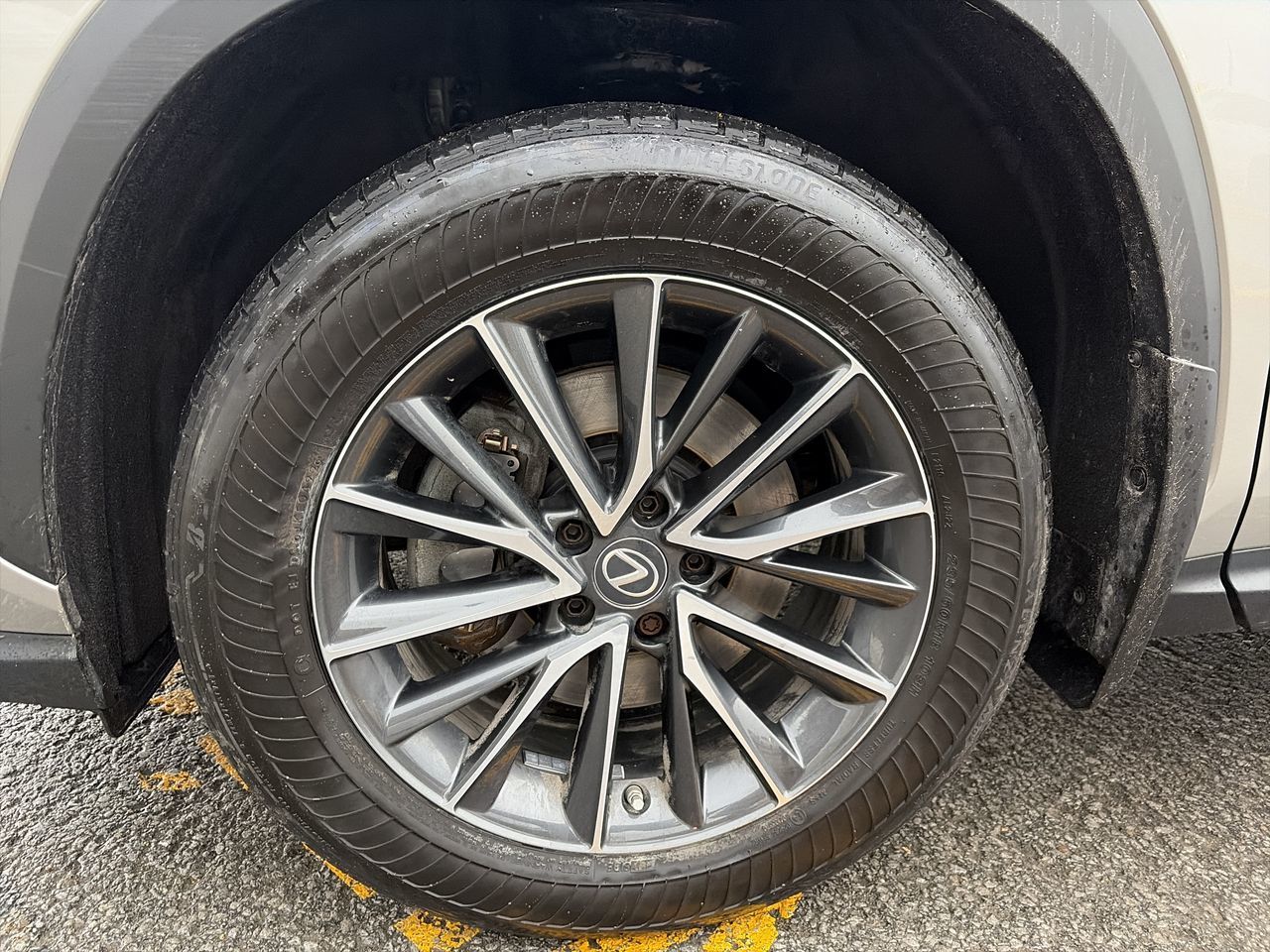Lexus NX  2022 à Laval, Québec
