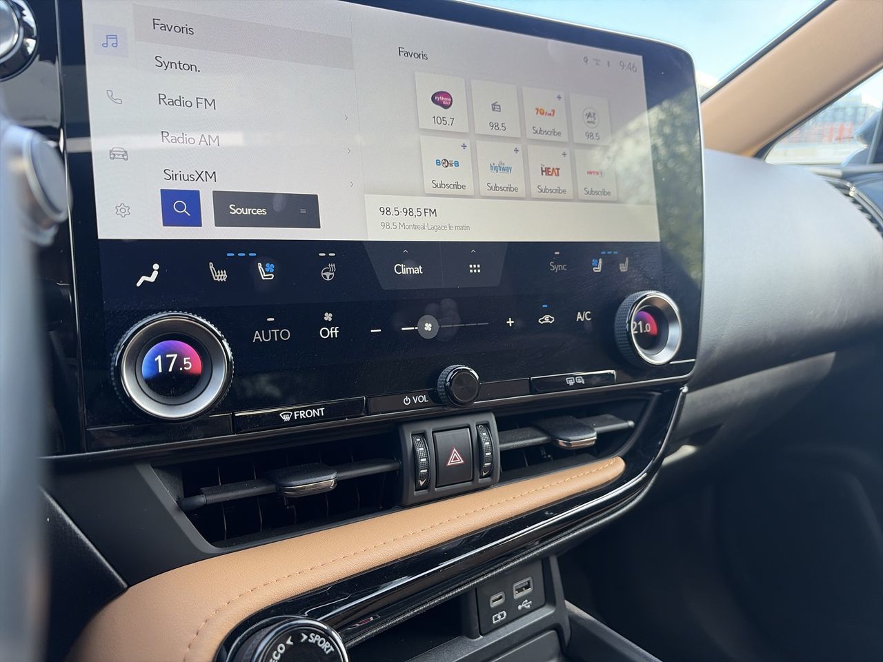 Lexus NX  2022