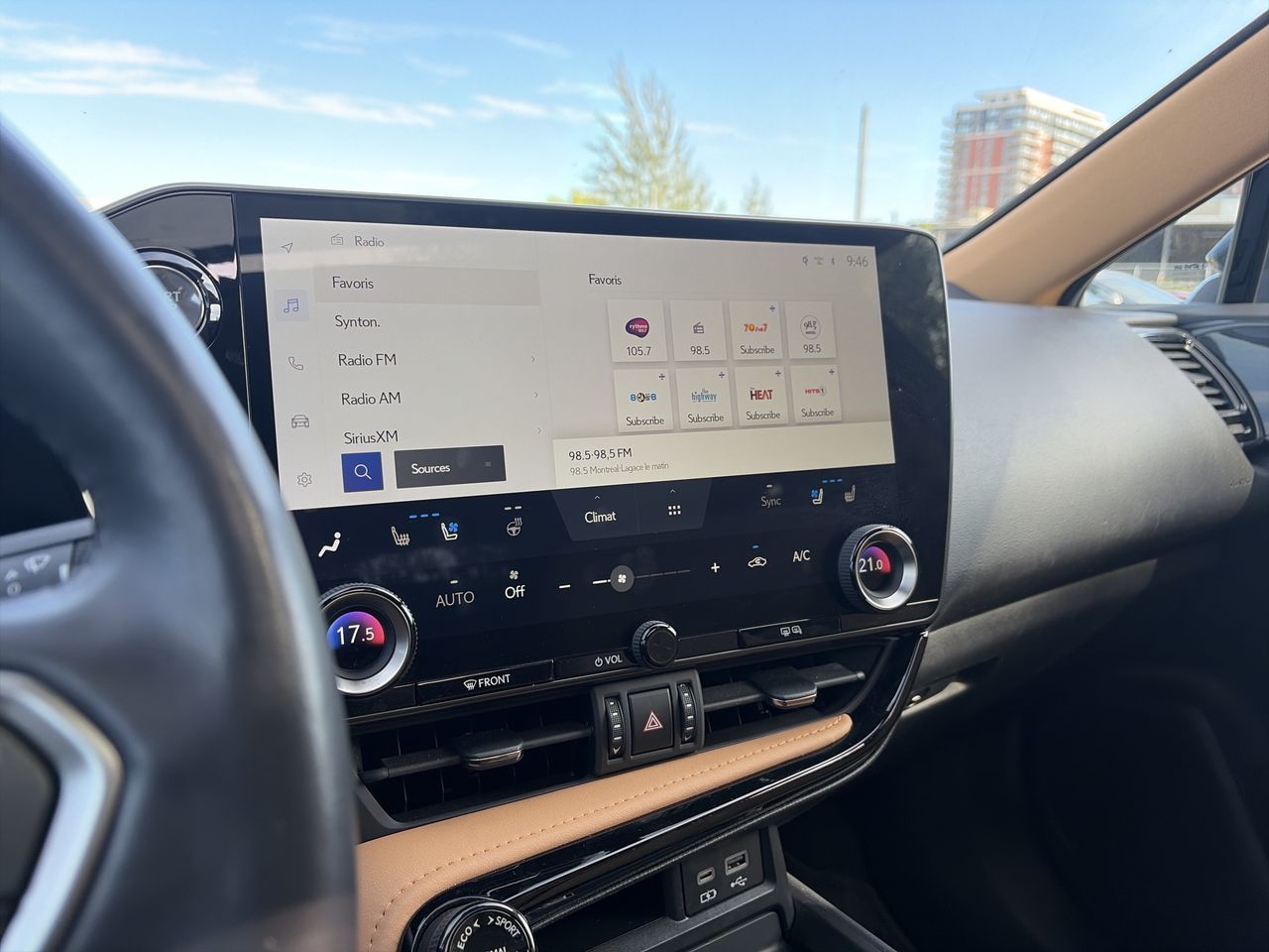 Lexus NX  2022