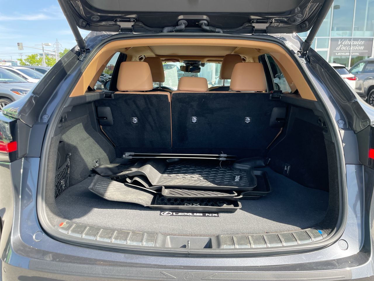 Lexus NX  2023 à Laval, Québec