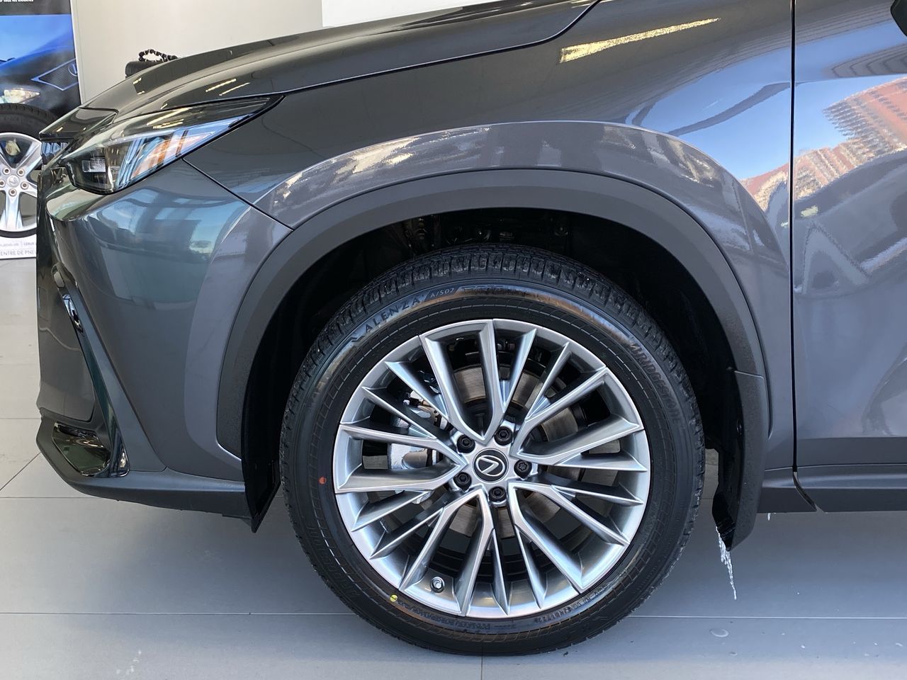Lexus NX  2023 à Laval, Québec