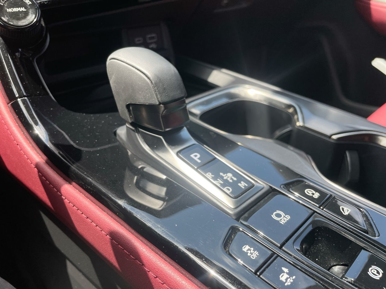 Lexus NX  2023 à Laval, Québec
