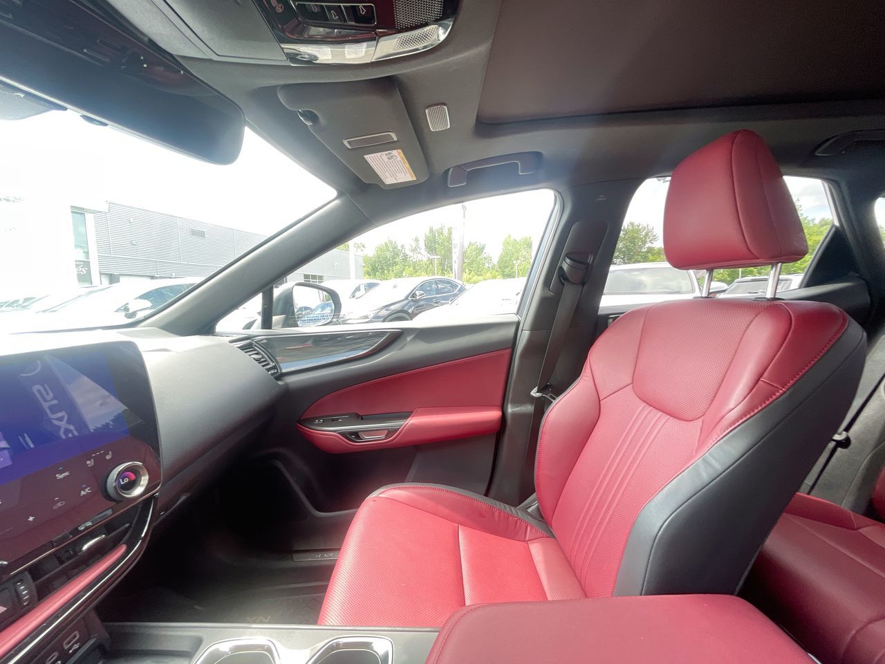 Lexus NX  2023 à Laval, Québec